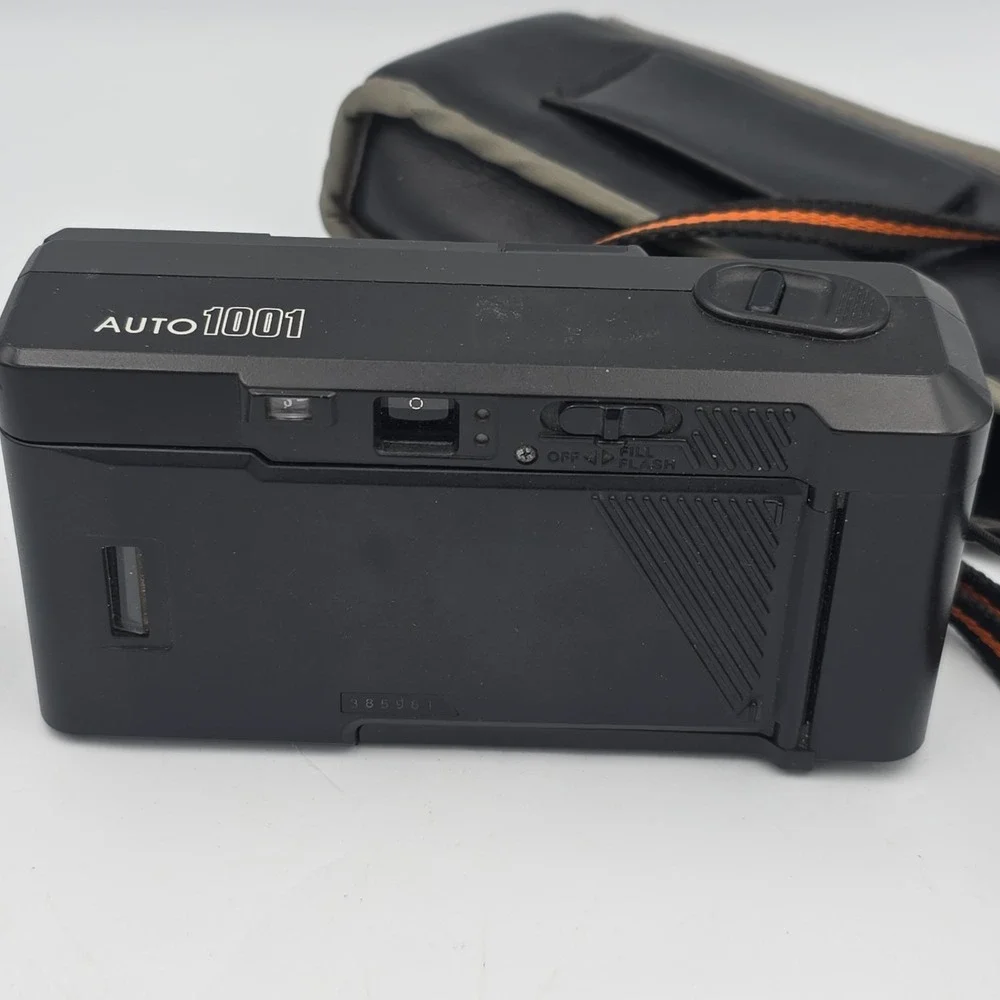 Chinon Auto 1001 DX 35mm Point & Shoot Film Camera Untested Parts Or Repair